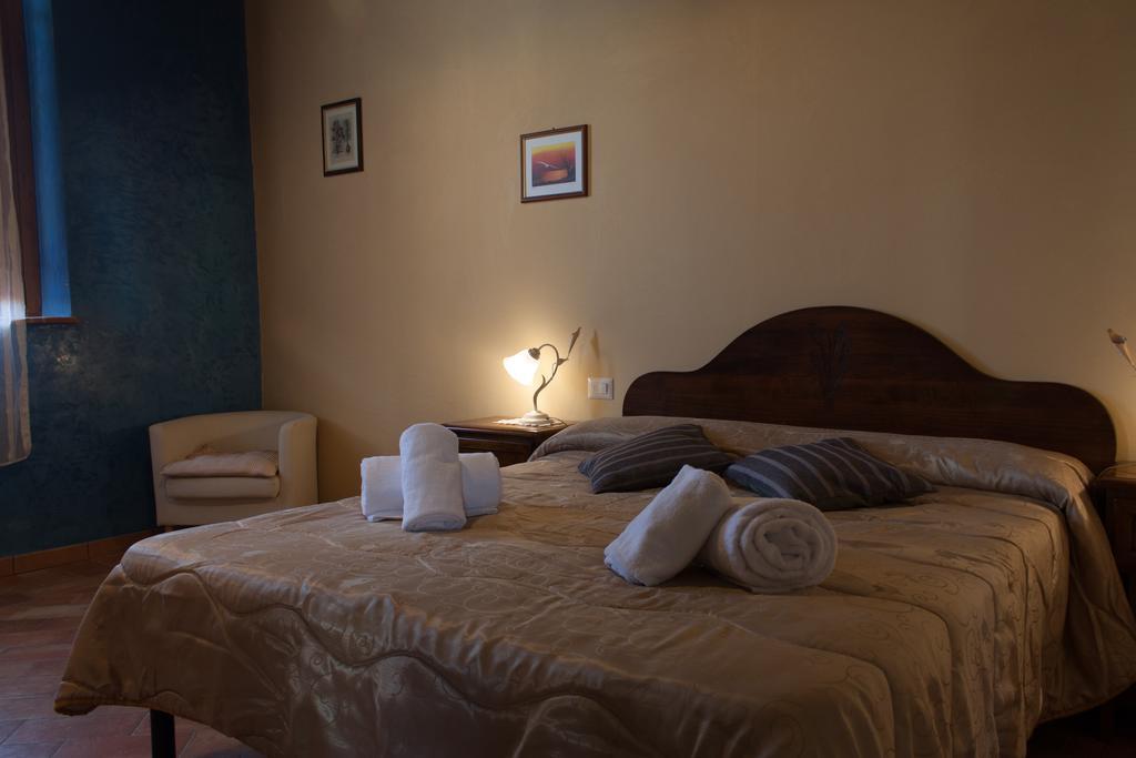 Il Baraccotto Bed & Breakfast Lucignano Ngoại thất bức ảnh